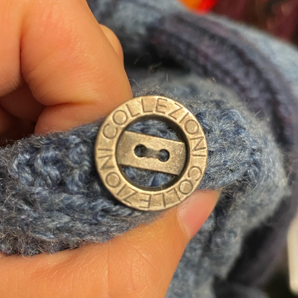 💙 Vintage Italian Collezion Unisex Cardigan – Two-Tone Blue Knit 💙 - Picture 11 of 11